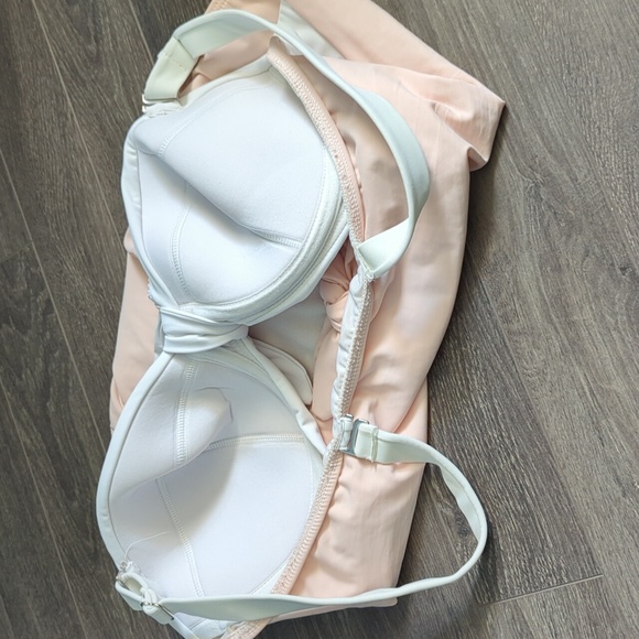 Eloqui Swimsuit - Picture 2 of 5